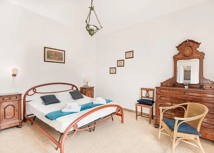 Apartment Villinoauroravi Near The Station 5terre Garden La Spezia